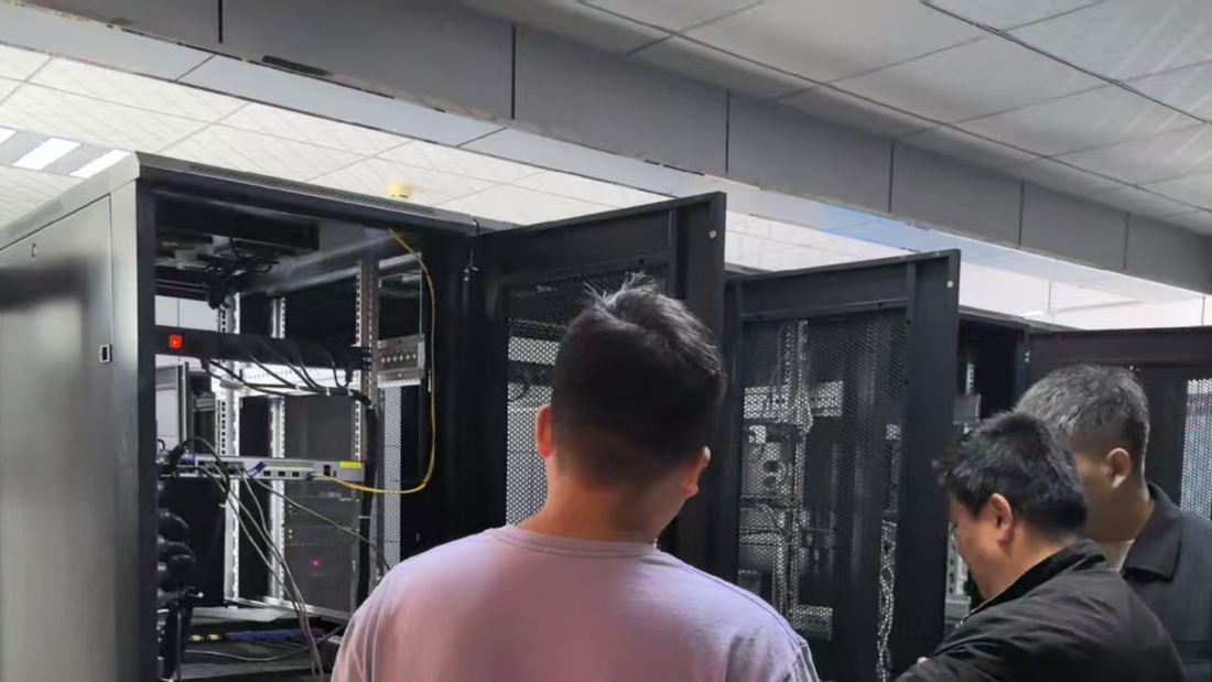 空间数据管理机房建设现场